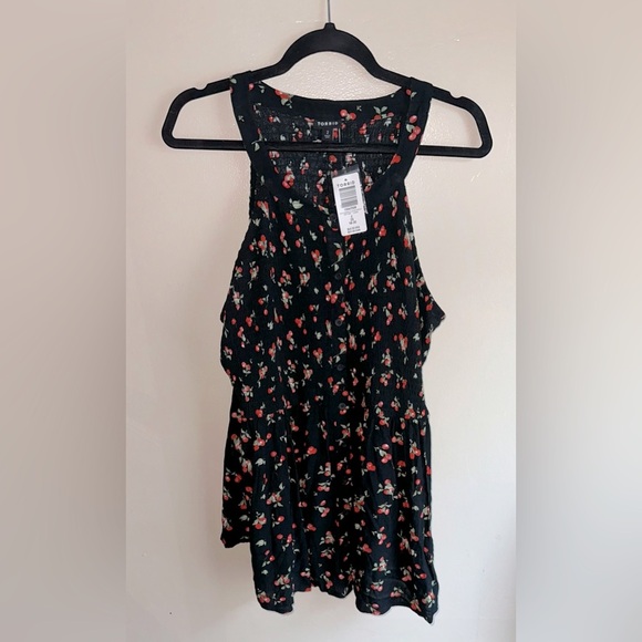 Torrid Black and Red Floral Blouse - Picture 2 of 6